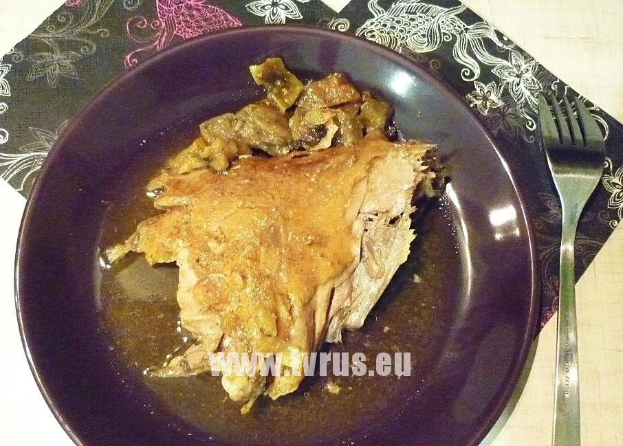 утка в соусе